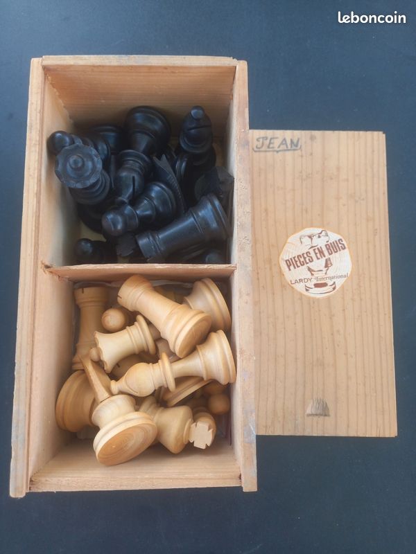 Set De 32 Pièces D’échecs En Bois – Sans Plateau – Qualité Internationale, Dès 3 Ans