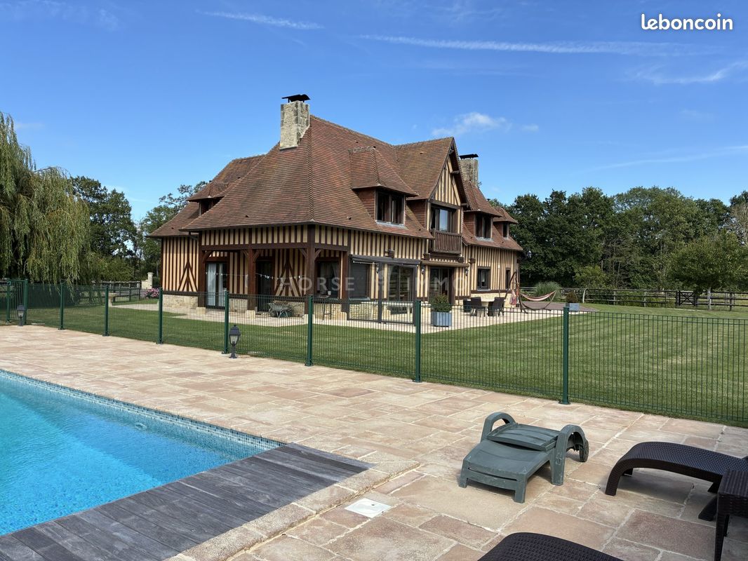 Maison 6 pièces 213 m² · à Tourgéville · 213 m² · 2 980 000 €