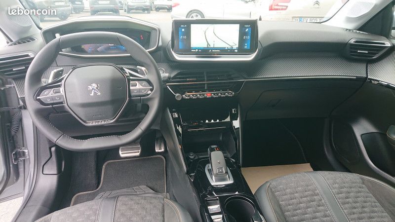 Peugeot 208 1.2 PURETECH 130CH S&S ROADTRIP EAT8 (image 6)