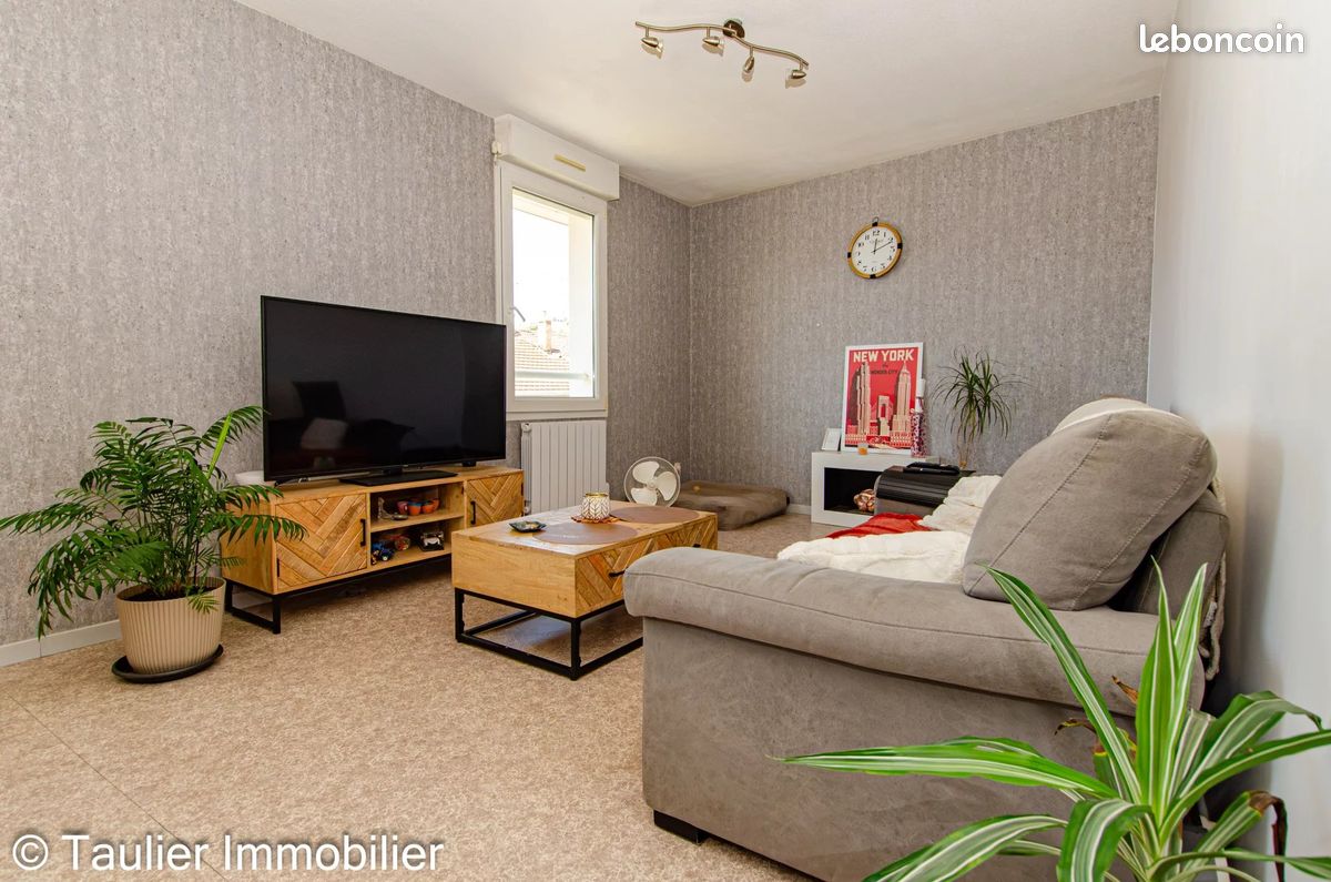 Appartement 3 pièces 78 m² · à Saint-Marcellin · 78 m² · 137 000 €