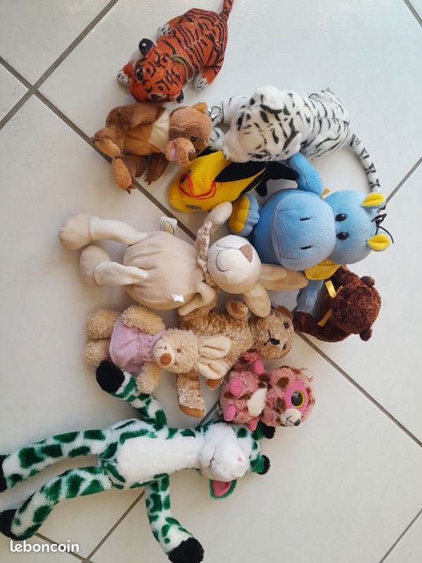 Peluche enfant (image 1)