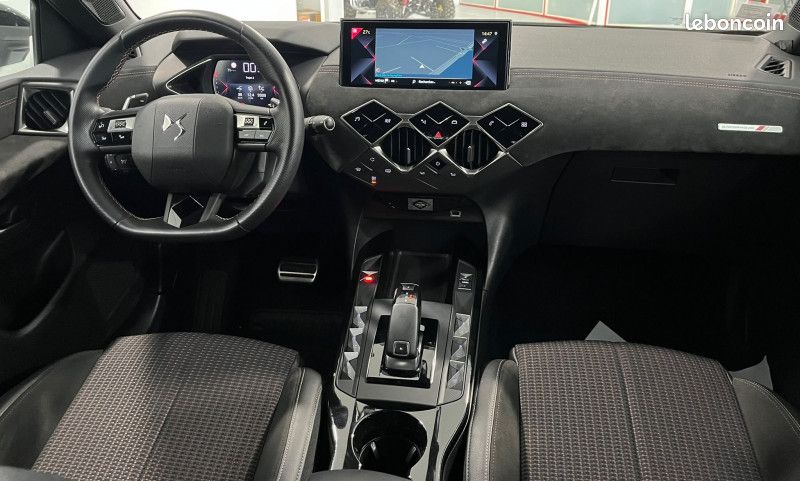 Ds DS 3 CROSSBACK BLUEHDI 130CH PERFORMANCE LINE AUTOMATIQUE (image 5)