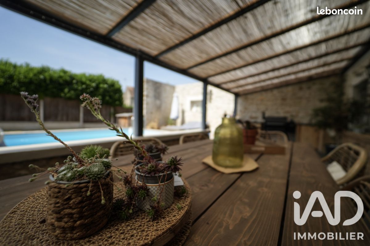 Maison 8 pièces 223 m² · à Fouju · 223 m² · 630 000 €