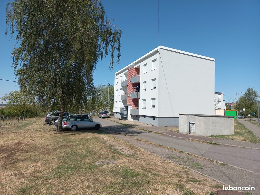 Appartement 4 pièces 70 m² · à Faulquemont · 70 m² · 460 €
