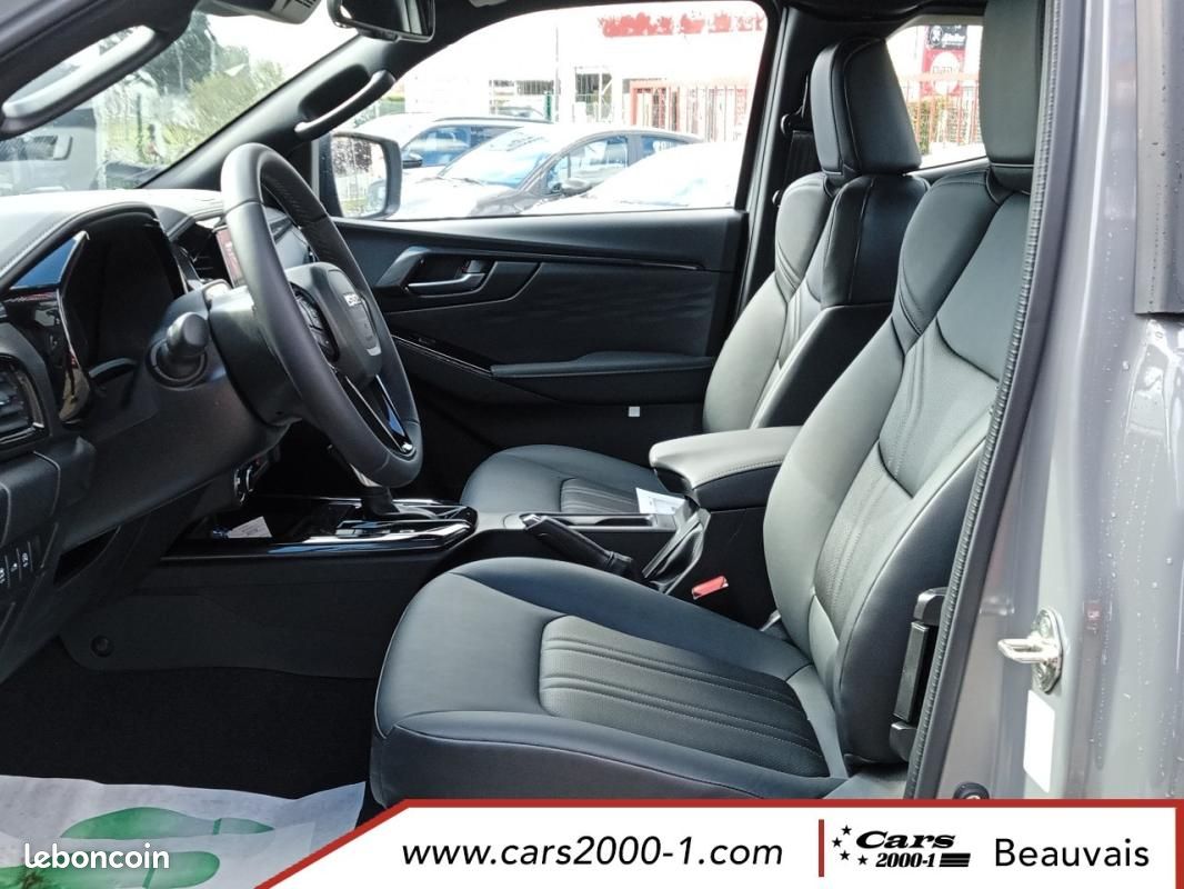 Isuzu D-max SPACE CABINE M/T NITRO SPORT - 2,2 AT 2026 (image 8)