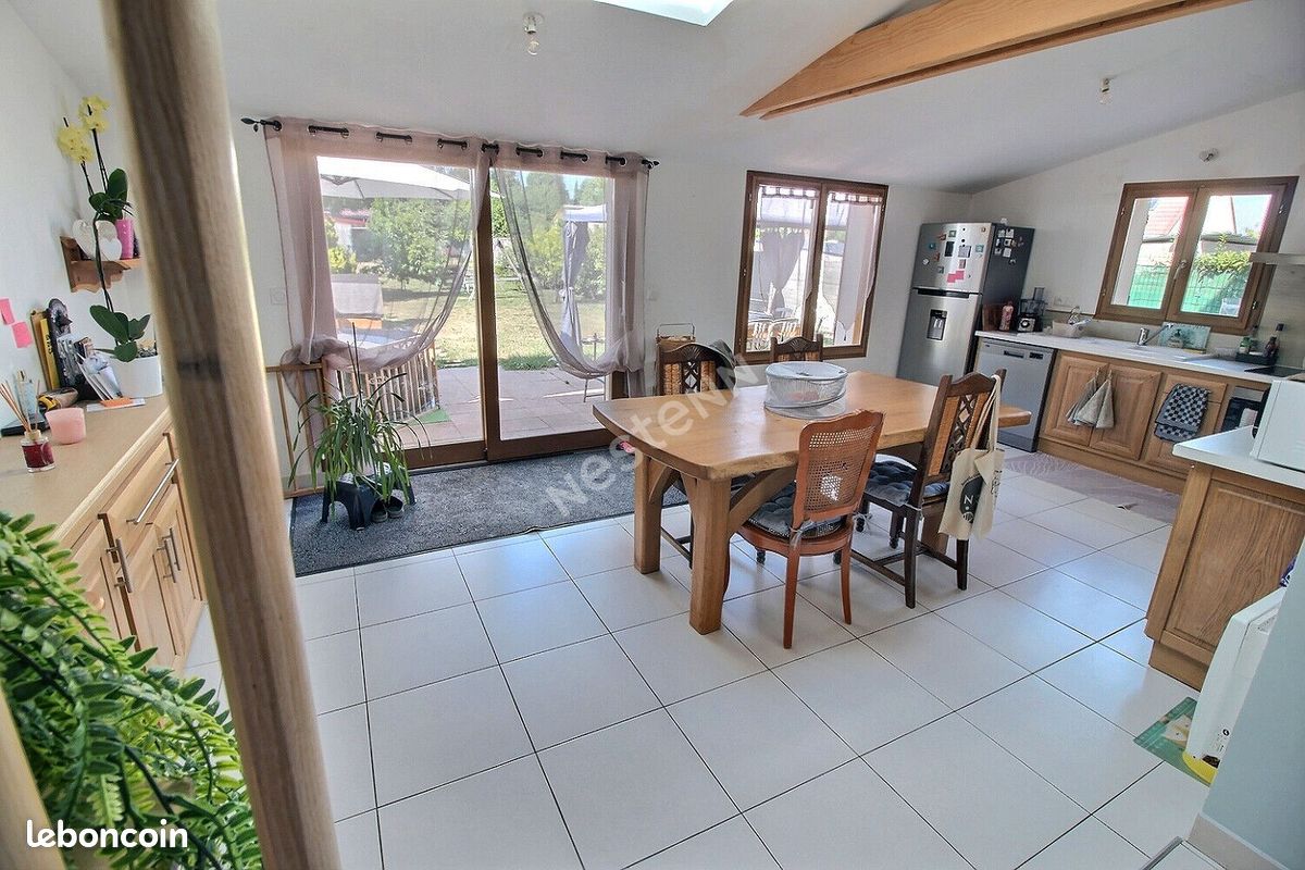 Maison 5 pièces 119 m² · à Villeneuve-sur-Aisne · 119 m² · 263 000 €