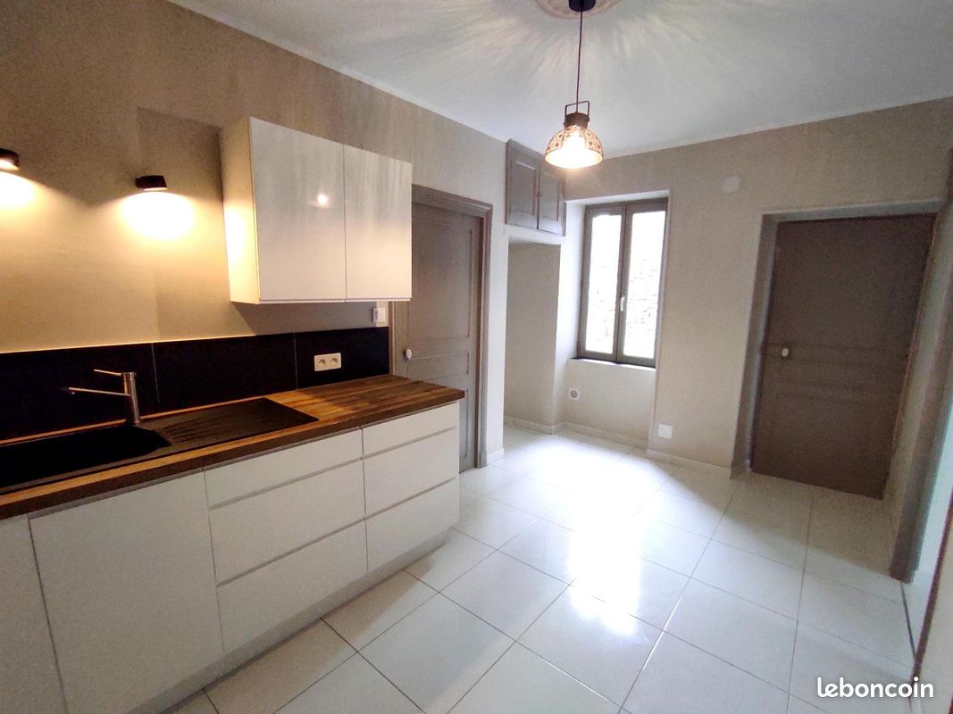 Appartement 69 m² · à Millau · 69 m² · 140 000 €