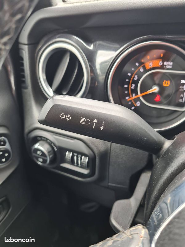 JEEP Wrangler Unlimited 2.2 l MultiJet AdBlue 200 ch 4x4 BVA8 Night Eagle (image 33)