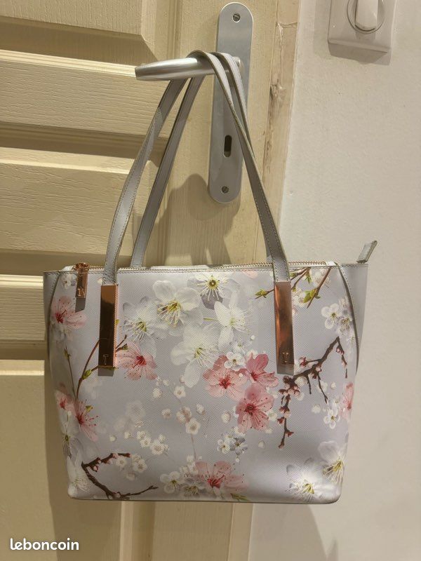 Sac en cuir Ted Baker motifs asiatiques (image 1)