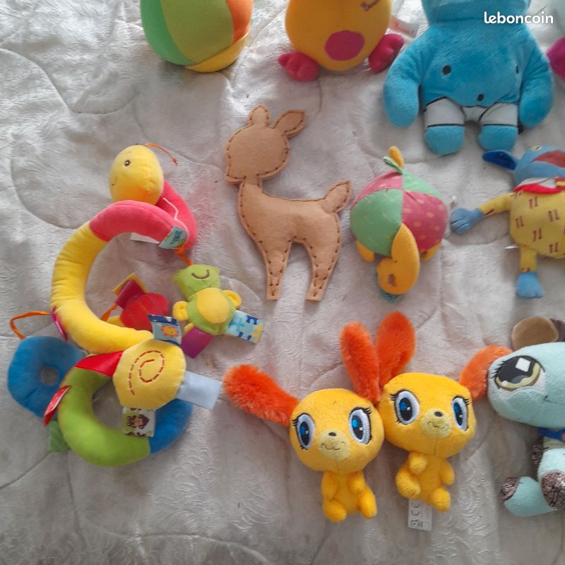 Lot de peluches (image 8)