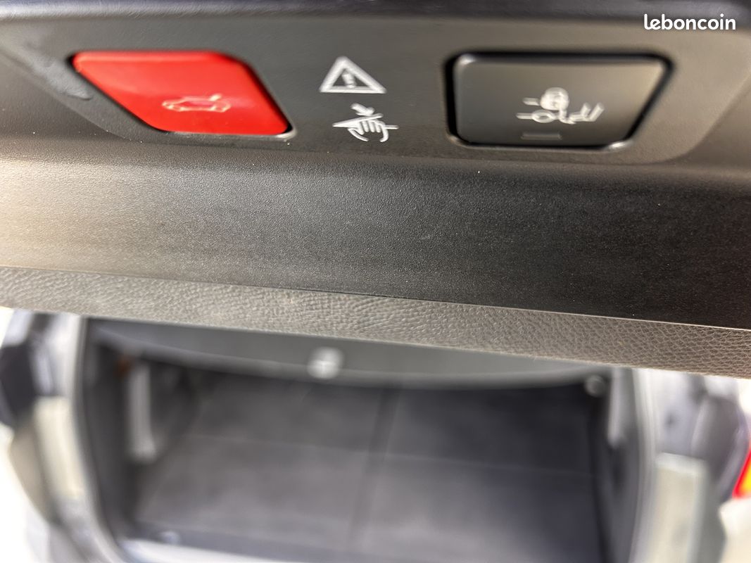Peugeot 5008 1.5 BLUEHDI 130CH S&S ALLURE BUSINESS EAT8 (image 20)