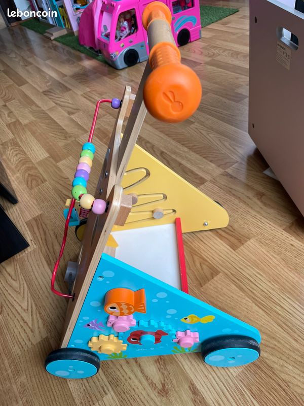 Chariot pousseur chat en bois, Janod Jeux Jouets