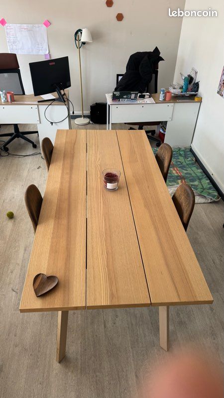 Table IKEA YPPERLIG en frêne – Excellent état (image 3)