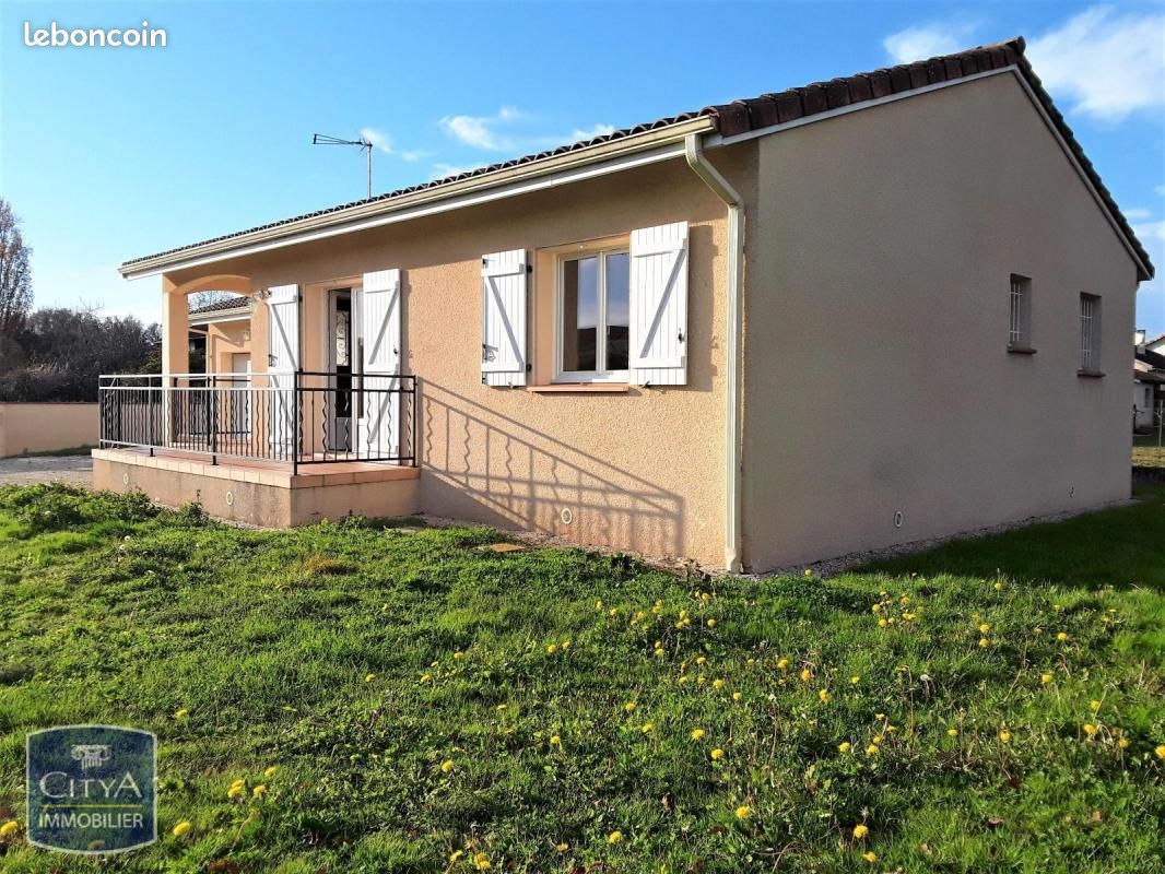 Maison 3 pièces 84 m² · à Meauzac · 84 m² · 900 €