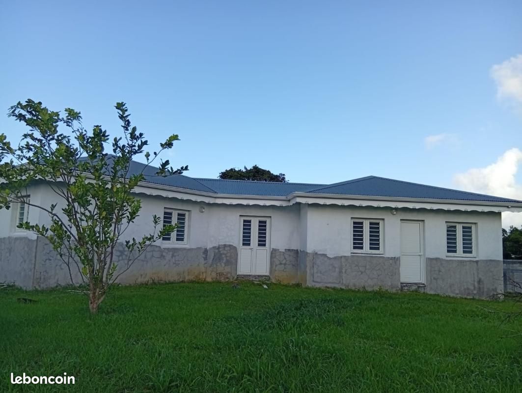 Maison 3 pièces 108 m² · à Le Lamentin · 108 m² · 1 790 €/mois