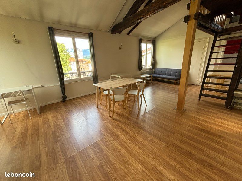 Appartement 1 pièce 32 m² · à Grenoble · 32 m² · 700 €