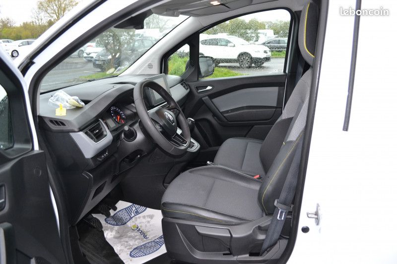Renault KANGOO VAN 1.5 BLUE DCI 95CH EXTRA 3 PLACES (image 8)