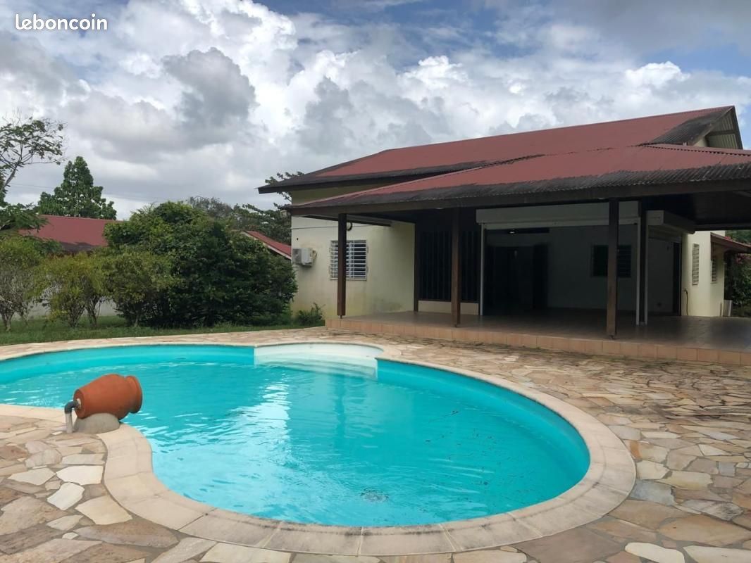Maison 5 pièces 200 m² · à Saint-Laurent-du-Maroni · 200 m² · 2 500 €/mois