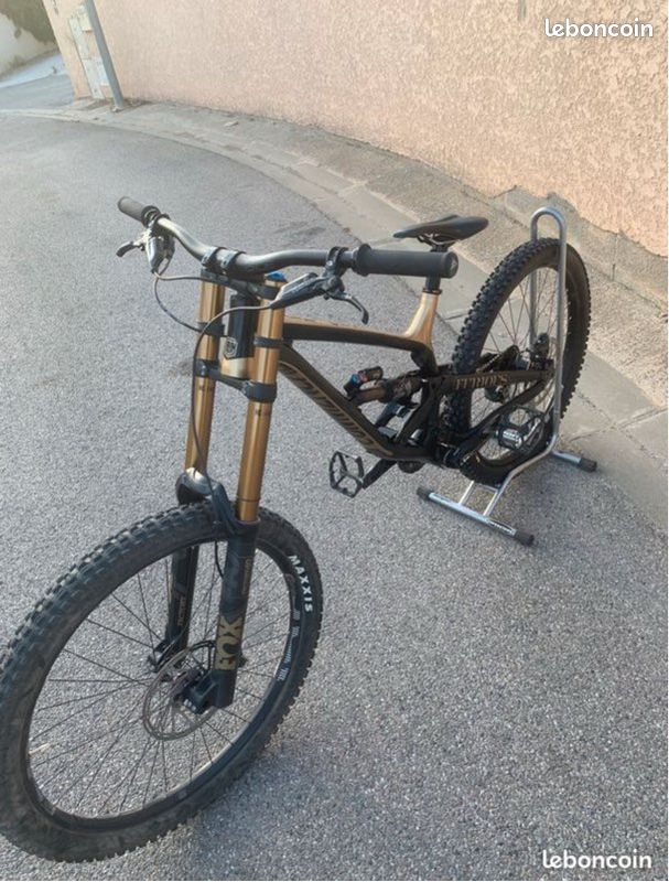Commencal Furious (image 1)