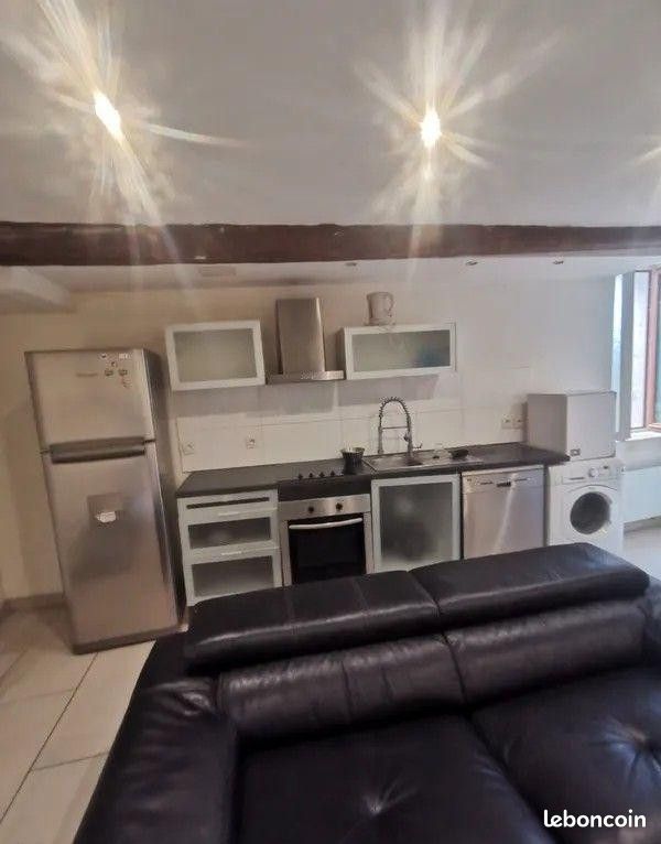Appartement 2 pièces 50 m² · à Neuville-sur-Saône · 50 m² · 880 €/mois