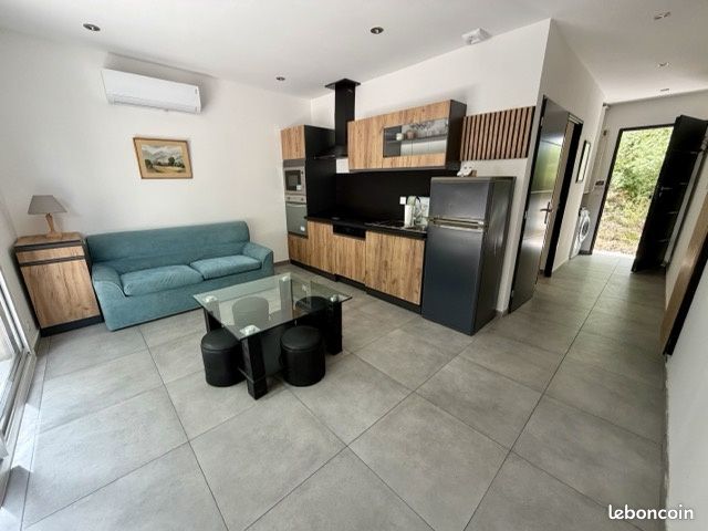 Maison 2 pièces 32 m² · à Éguilles · 32 m² · 920 €