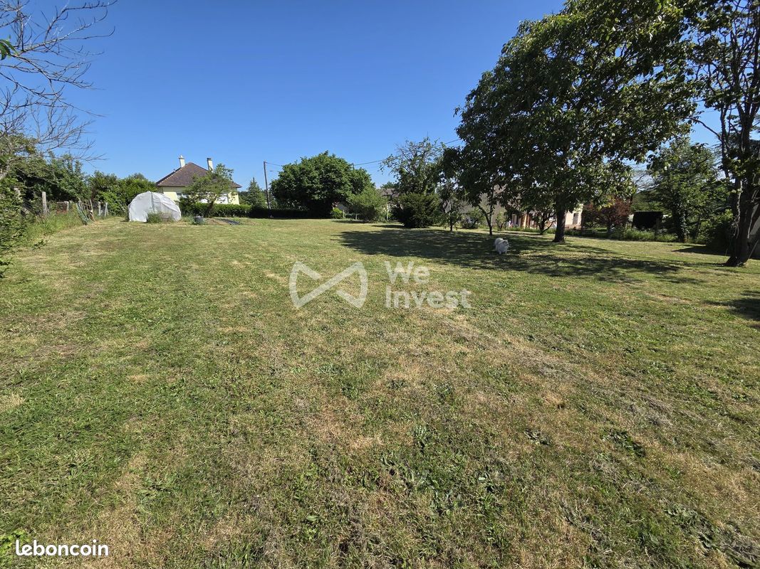 Terrain 1148 m² · à Saint-Corneille · 1 148 m² · 79 000 €