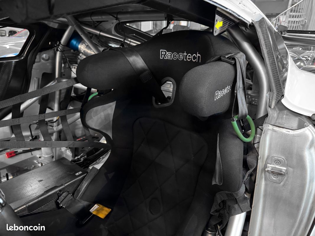 Aston martin vantage amr gt4 17a (image 5)