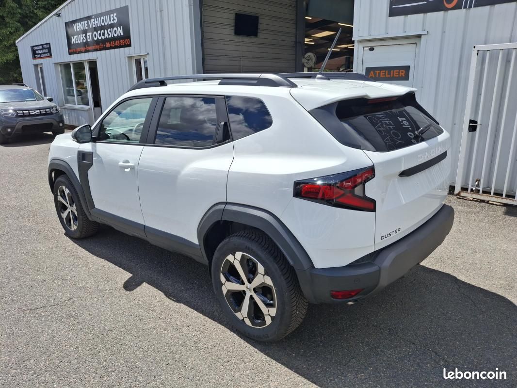 Dacia Duster 4X4 1,2TCE130cv Journey+roue+Pack Techno (image 4)