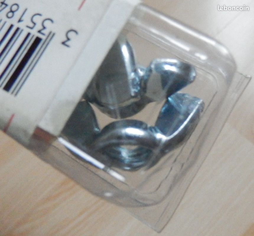 Ecrou Oreilles M10 Acier zingué- quantité = 4 : NEUF (image 2)