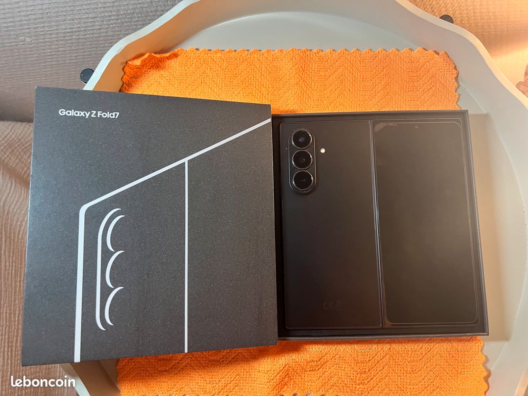 Samsung Galaxy fold 7 (image 3)