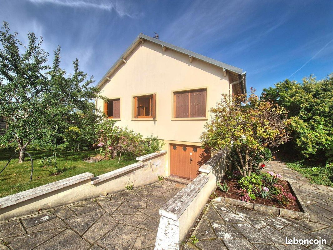 Maison 3 pièces 65 m² · à Mantes-la-Ville · 65 m² · 240 000 €