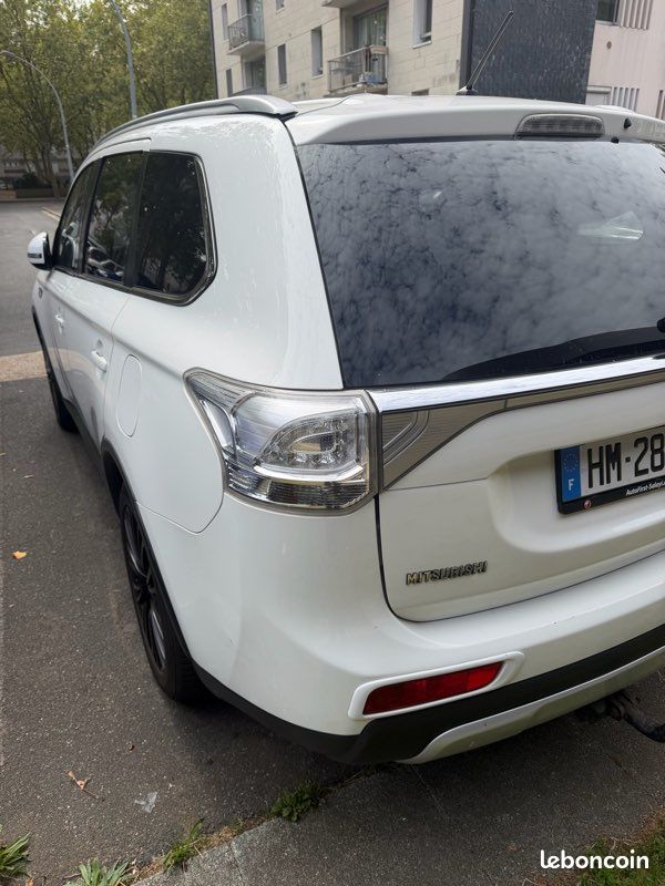 Mitsubishi (image 1)