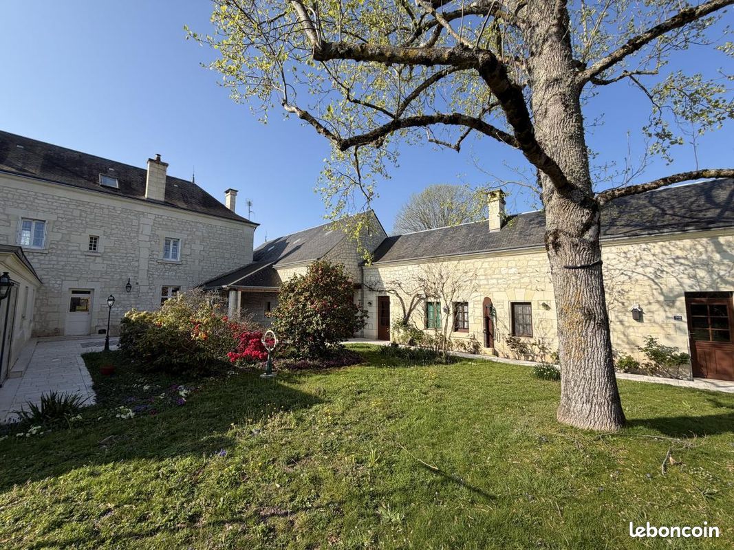 Maison 346 m² · à Bourgueil · 346 m² · 432 600 €