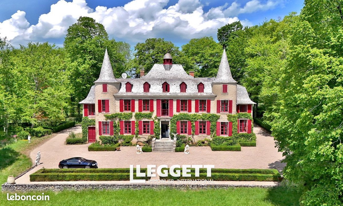 Maison 25 pièces 750 m² · à Saint-Pierre-de-Trivisy · 750 m² · 890 000 €