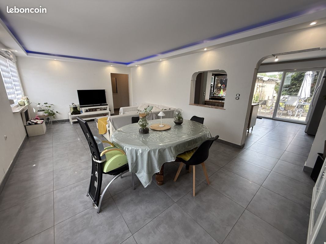 Maison 5 pièces 127 m² · à Creutzwald · 127 m² · 169 000 €