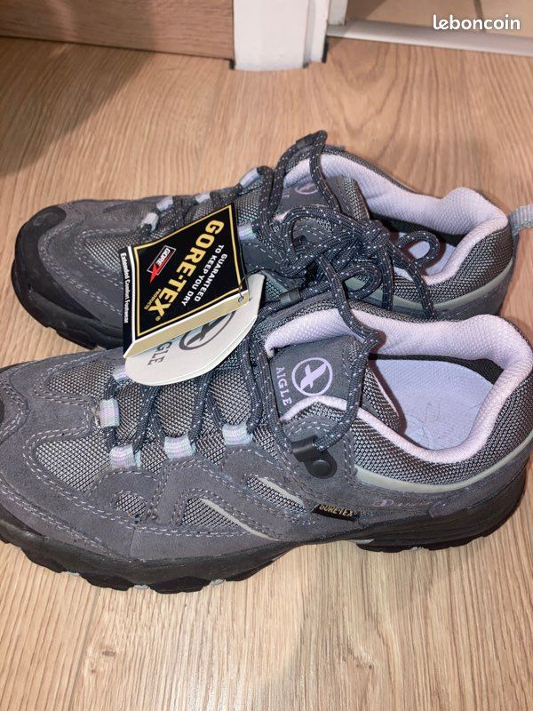 Chaussure de randonnée Aigle - femme/enfant pointure 36 (image 3)