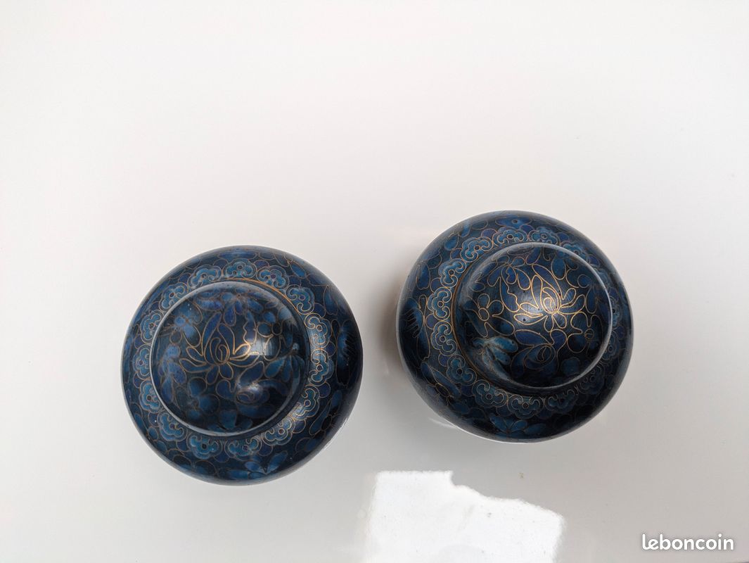 Paire de petits pots cloisonnés chinois anciens bleus (image 3)
