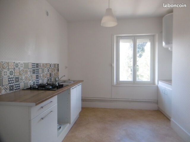 Appartement 2 pièces 52 m² · à Bourg-en-Bresse · 52 m² · 460 €/mois