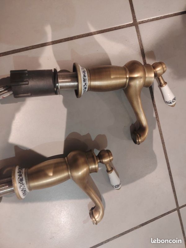 ,2 Robinet de lavabo (image 1)