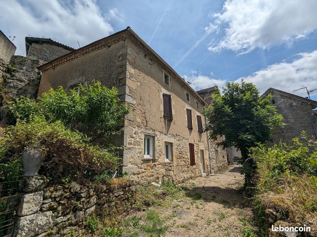 Immeuble 8 pièces 200 m² · à Figeac · 200 m² · 263 000 €