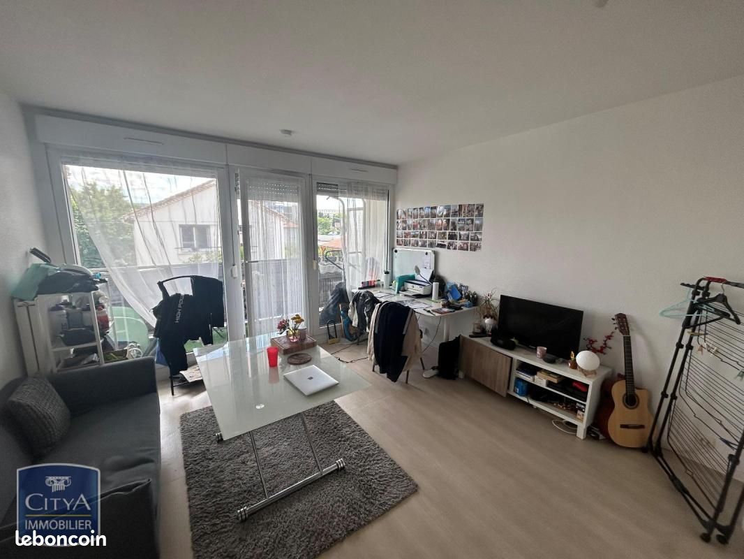 Appartement 1 pièce 34 m² · à Clermont-Ferrand · 34 m² · 520 €
