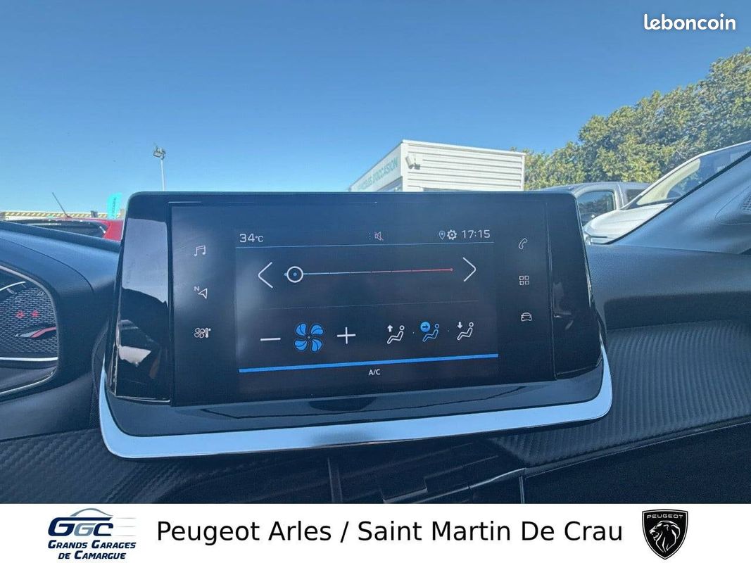 PEUGEOT 208 PureTech 100 S&S BVM6 Style (image 17)