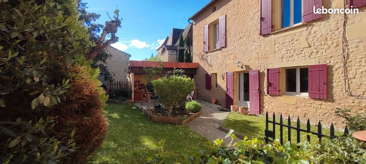 Maison 4 pièces 95 m² · à Le Buisson-de-Cadouin · 95 m² · 159 900 €