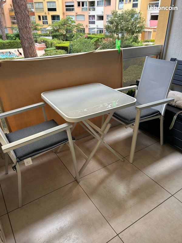 Table et chaises de jardin /balcon (image 2)