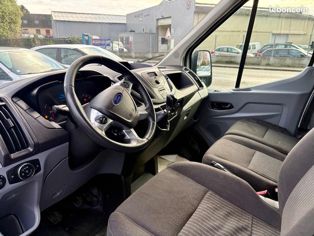 Ford transit (image 7)