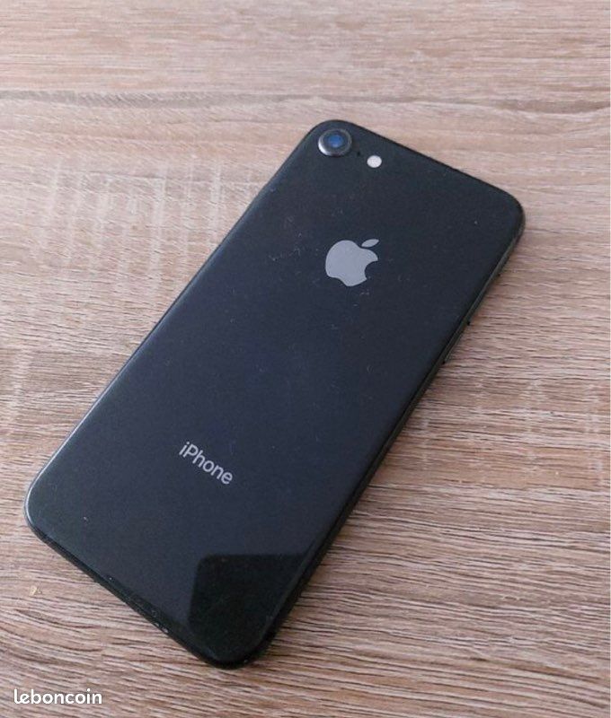 IPhone 8 (image 2)