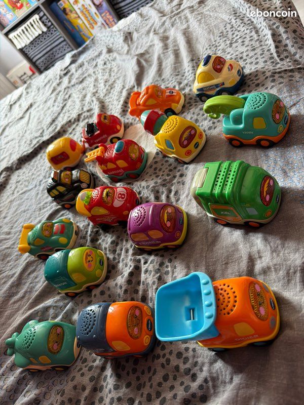 Lot de pièces circuit tut tut bolide avec 14 vehicules (image 6)