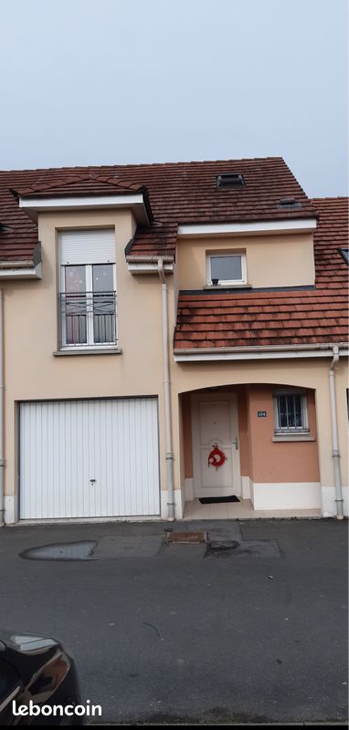 Maison 5 pièces 100 m² · à Savigny-le-Temple · 100 m² · 239 990 €