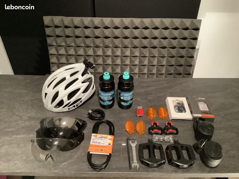 VTT Lapierre superbe état plus accessoires et équipements complets