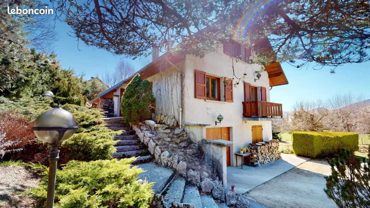 Maison 7 pièces 210 m² · à Lans-en-Vercors · 210 m² · 755 000 €